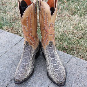 Lucchese rattlesnake men's cowboy boots. Size 11.5 D.